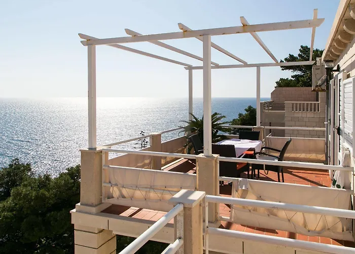 Apartments Mare